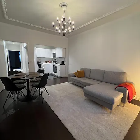 Hidden Gem With Private Sauna, In Center *