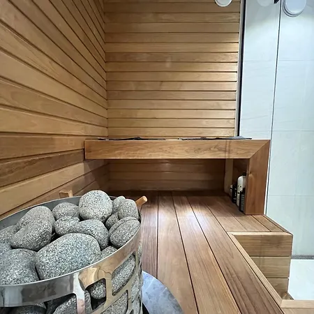 Hidden Gem With Private Sauna, In Center