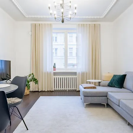 Hidden Gem With Private Sauna, In Center *